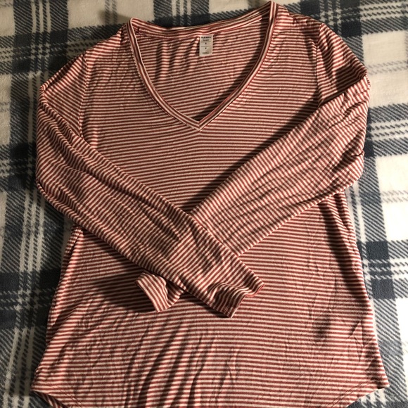 Old Navy Luxe Tee (Size Small) - Picture 1 of 3
